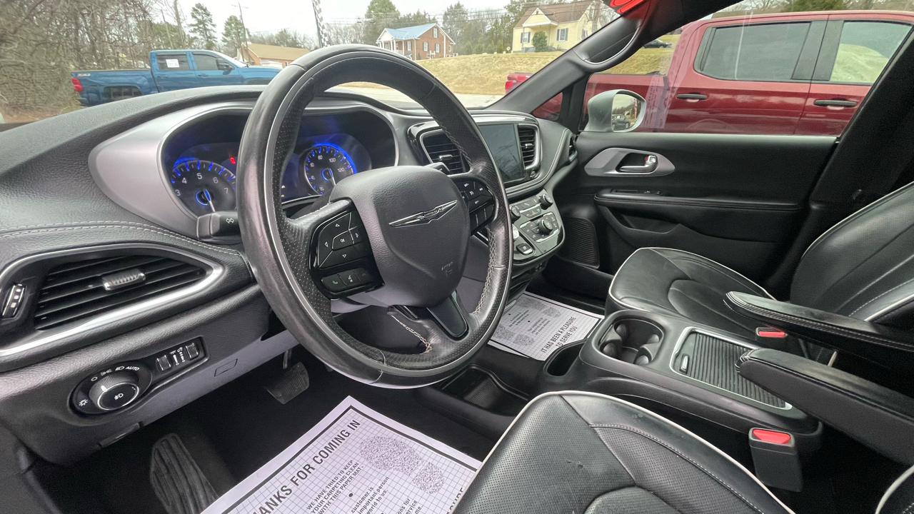 Chrysler Pacifica Limited 2019