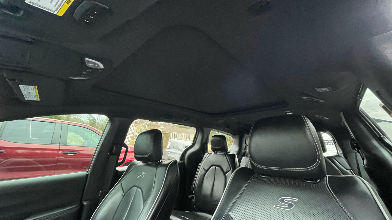 Chrysler Pacifica Limited 2019