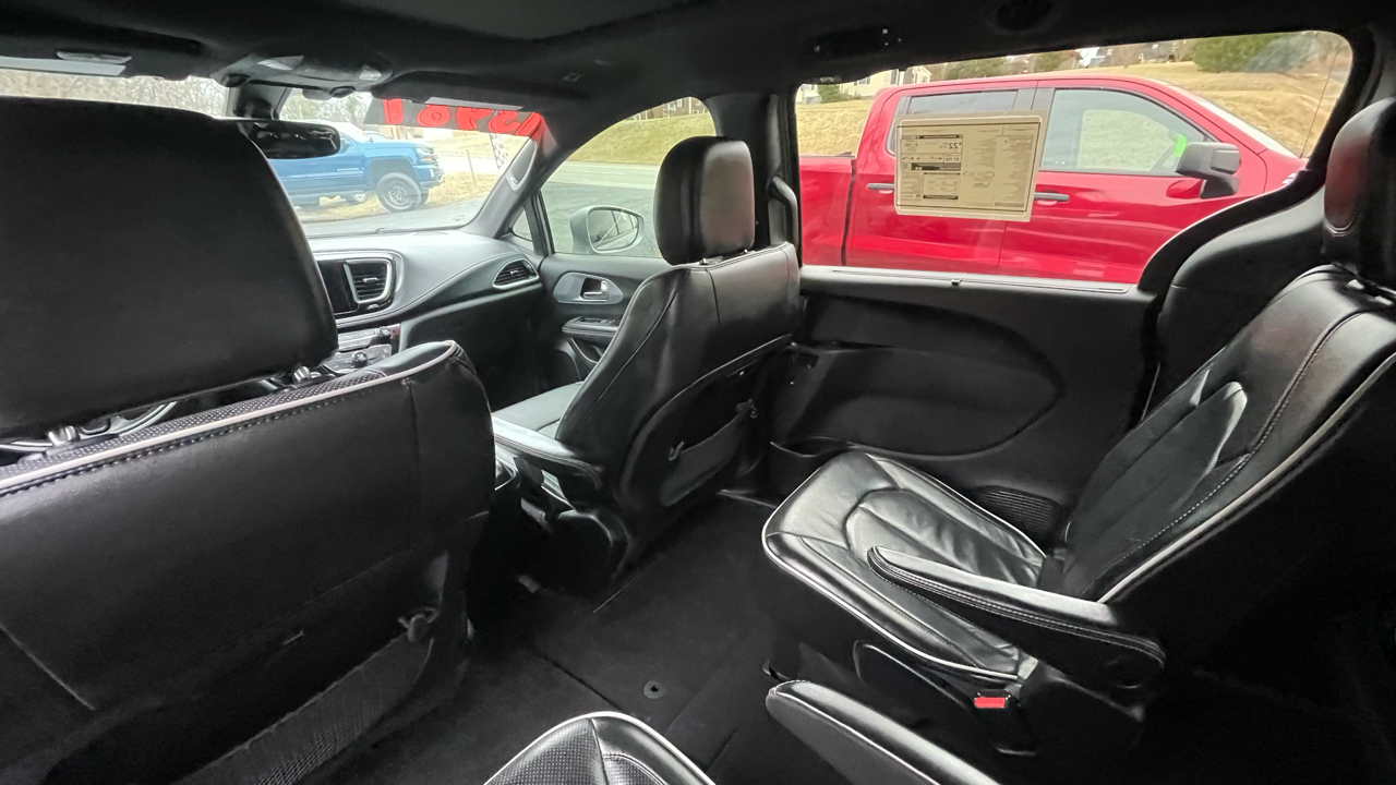 Chrysler Pacifica Limited 2019