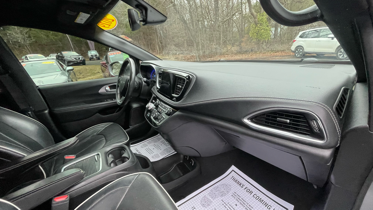 Chrysler Pacifica Limited 2019