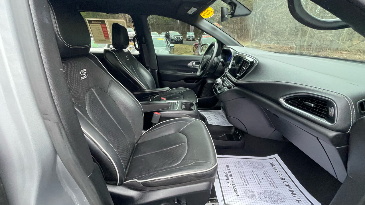 Chrysler Pacifica Limited 2019