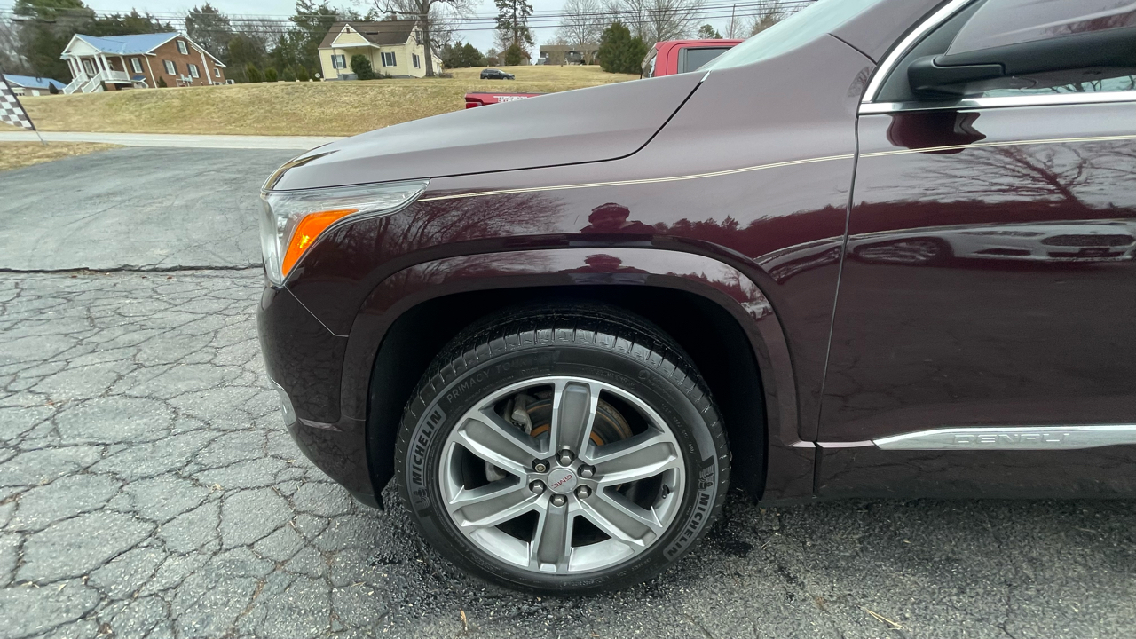 GMC Acadia Denali 2017