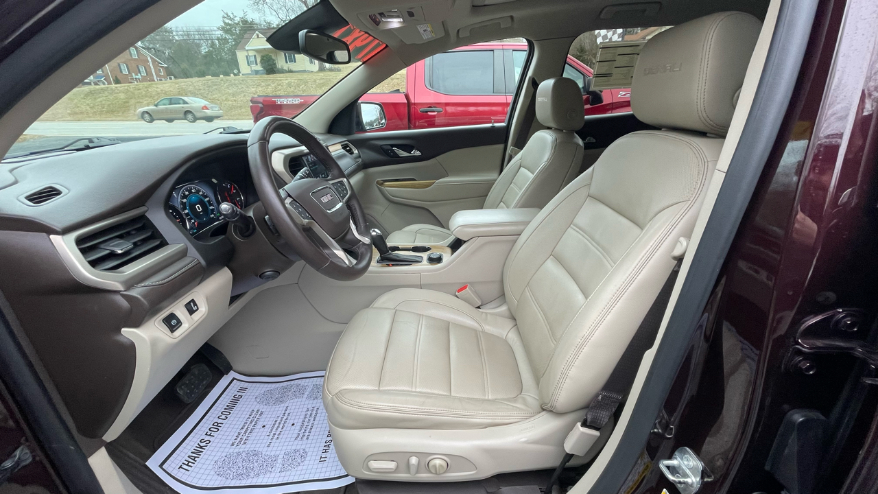 GMC Acadia Denali 2017