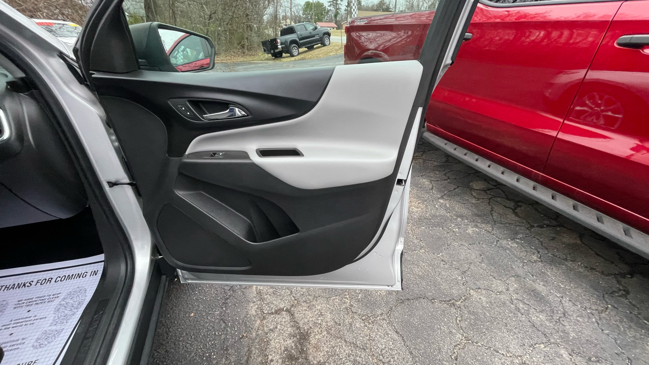 Chevrolet Equinox LS 2WD 2020