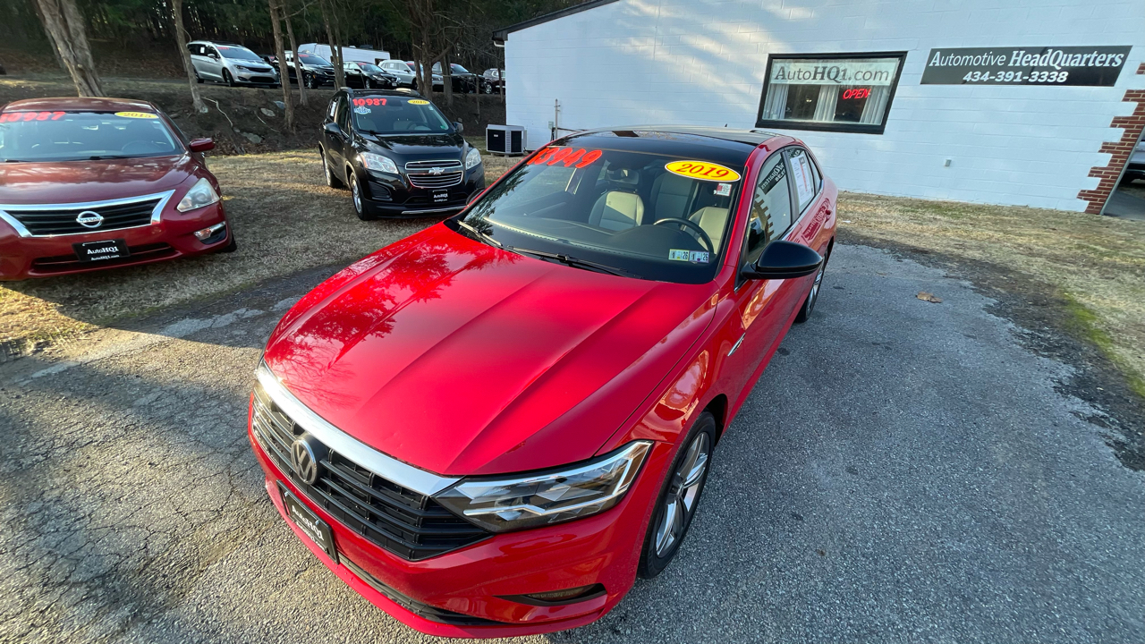 Volkswagen Jetta R-Line 4D Sedan at 2019