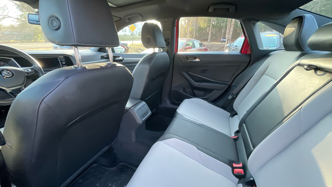 Volkswagen Jetta R-Line 4D Sedan at 2019