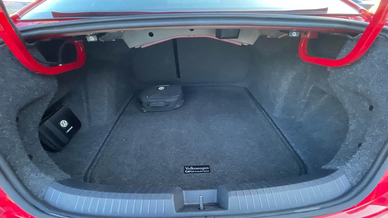 Volkswagen Jetta R-Line 4D Sedan at 2019