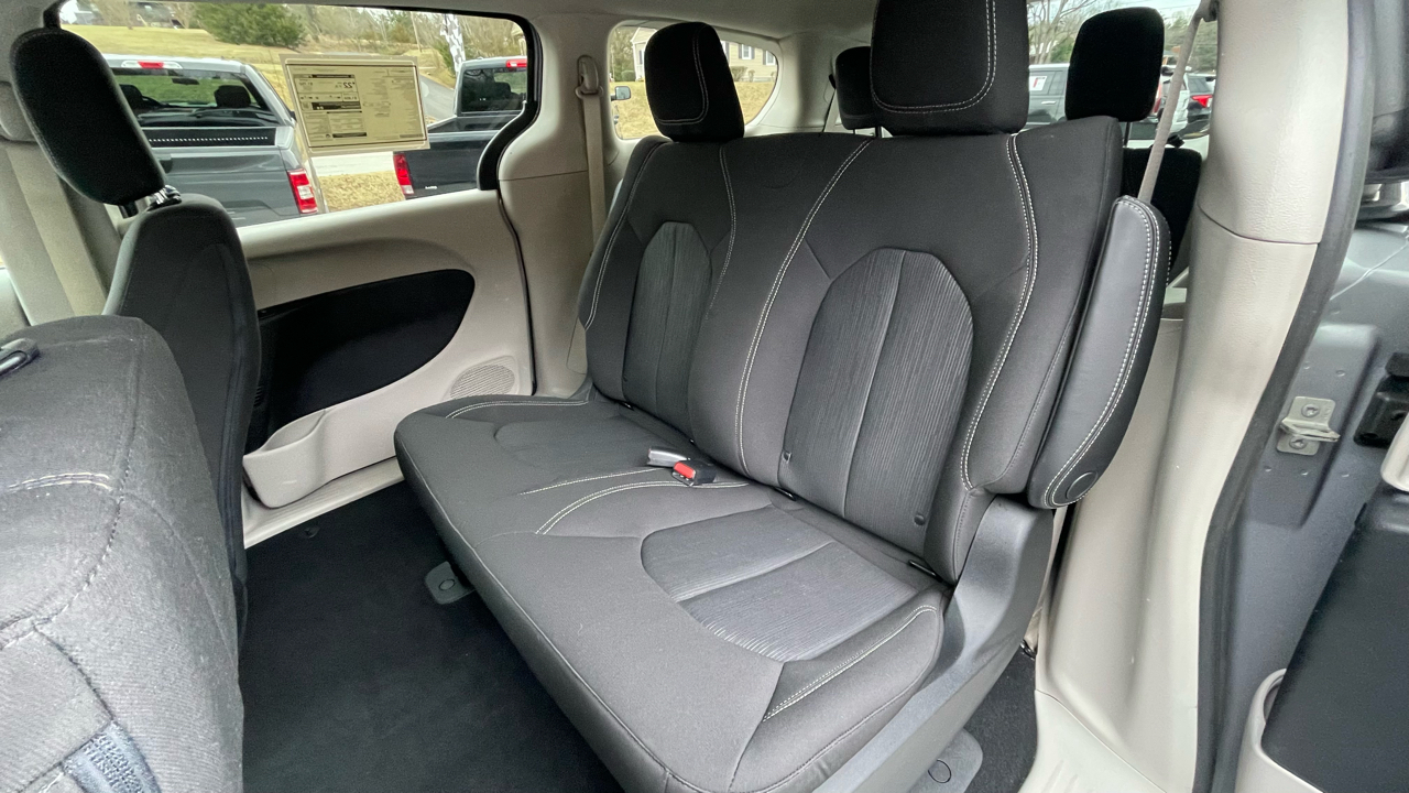 Chrysler Voyager L 2020