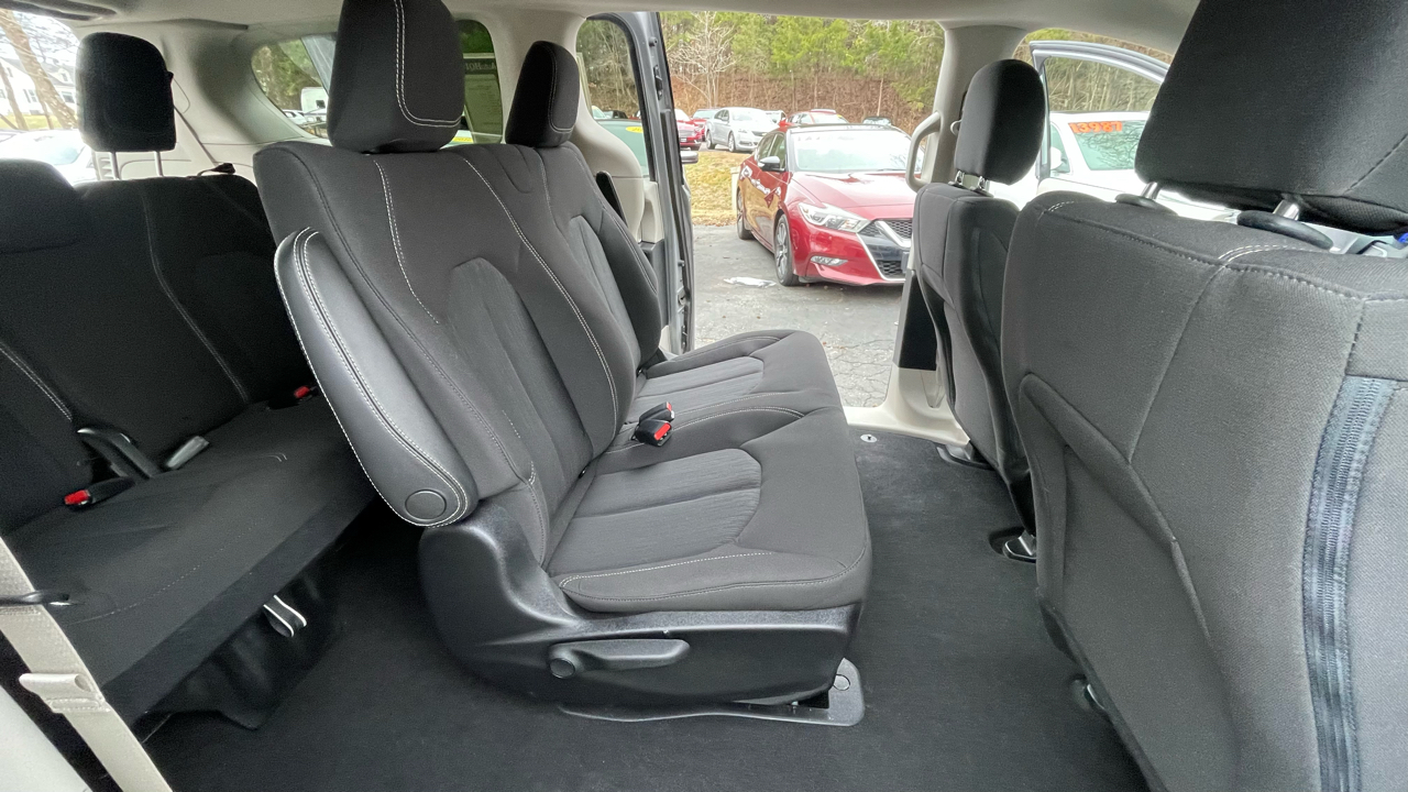 Chrysler Voyager L 2020