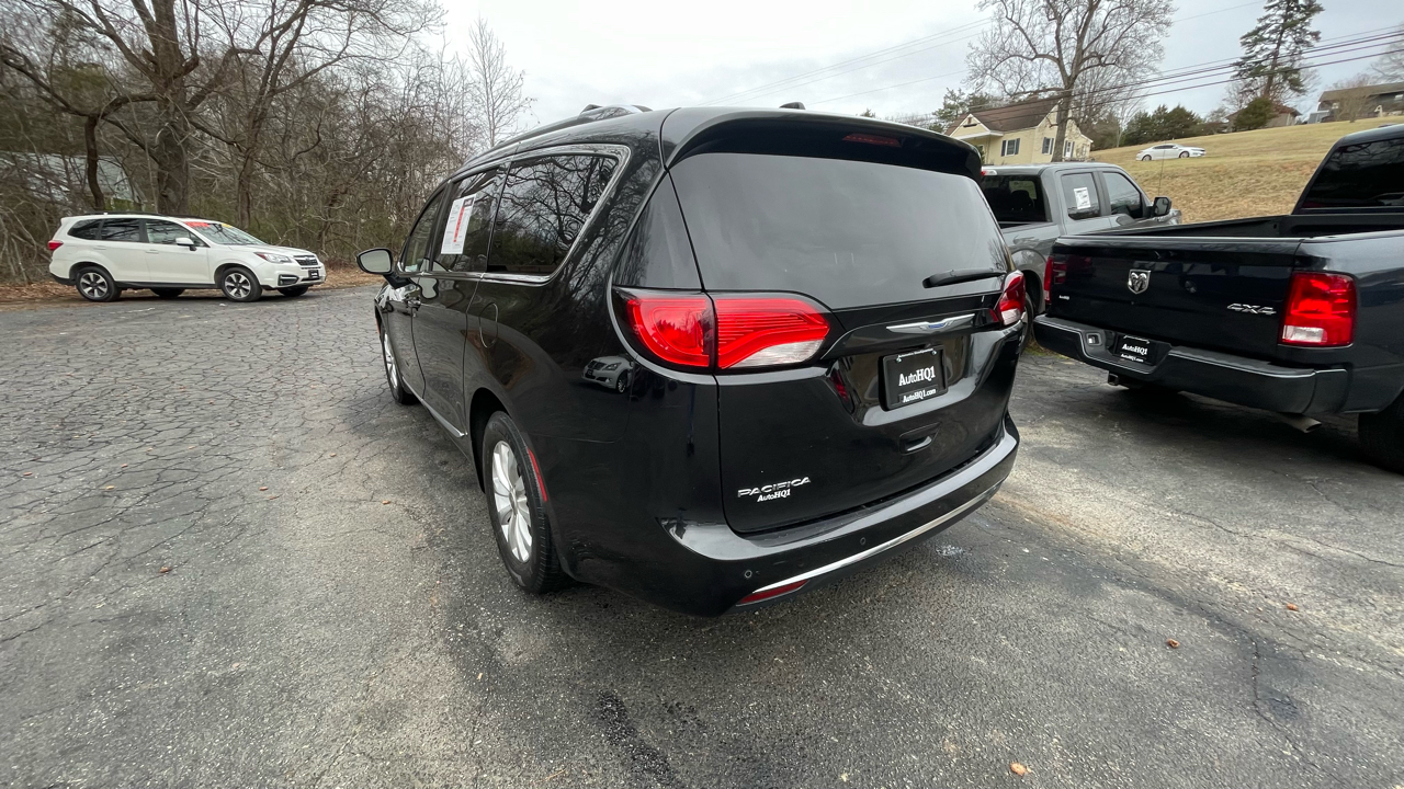 Chrysler Pacifica Touring-L 2018