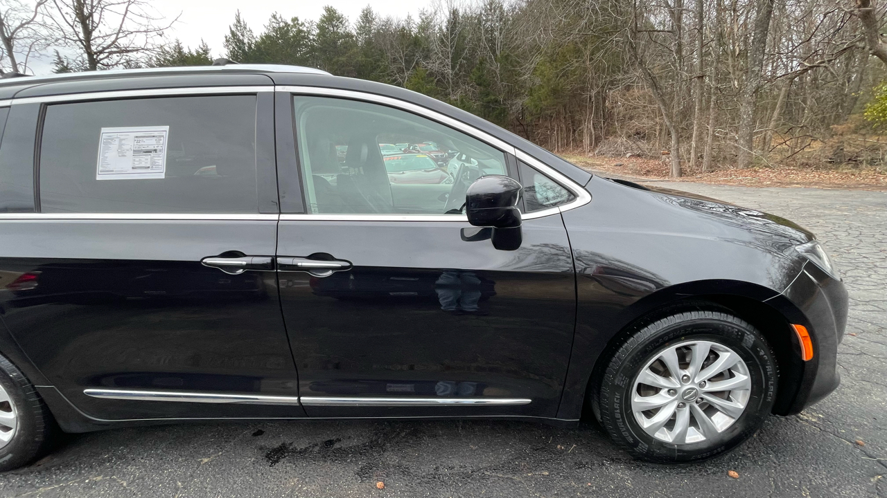 Chrysler Pacifica Touring-L 2018