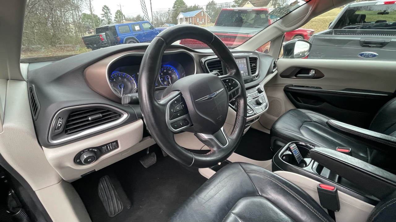 Chrysler Pacifica Touring-L 2018