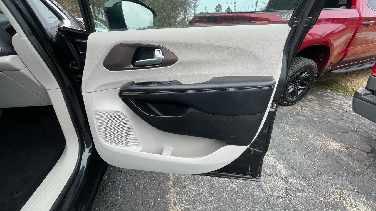 Chrysler Pacifica Touring-L 2018