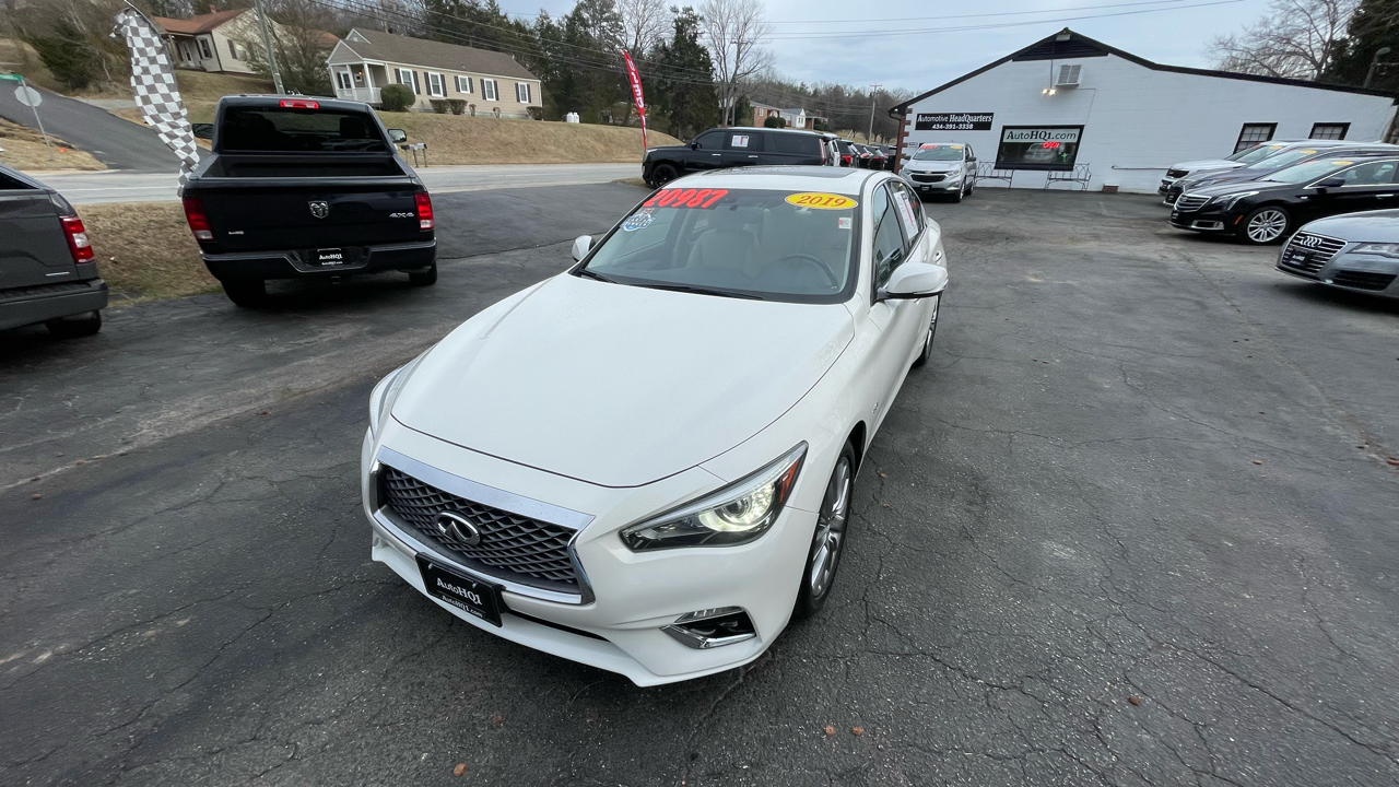 Infiniti Q50 3.0t LUXE AWD 2019