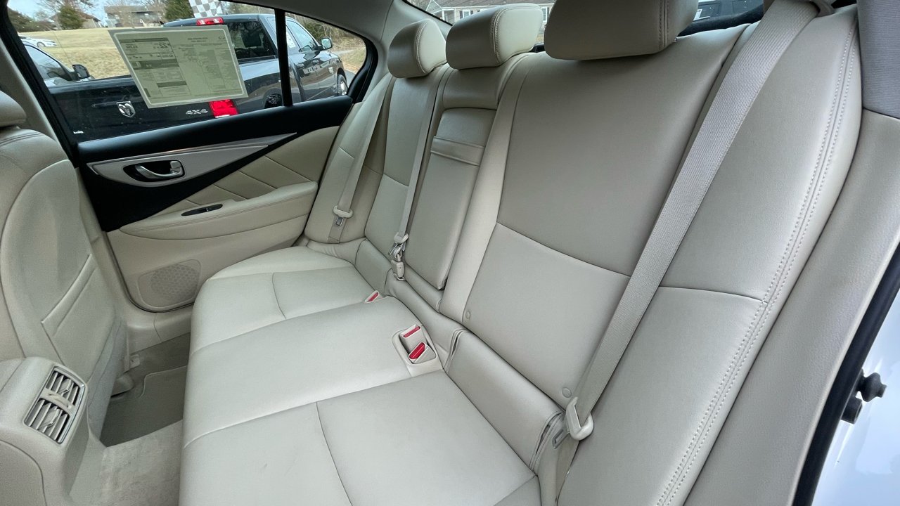 Infiniti Q50 3.0t LUXE AWD 2019