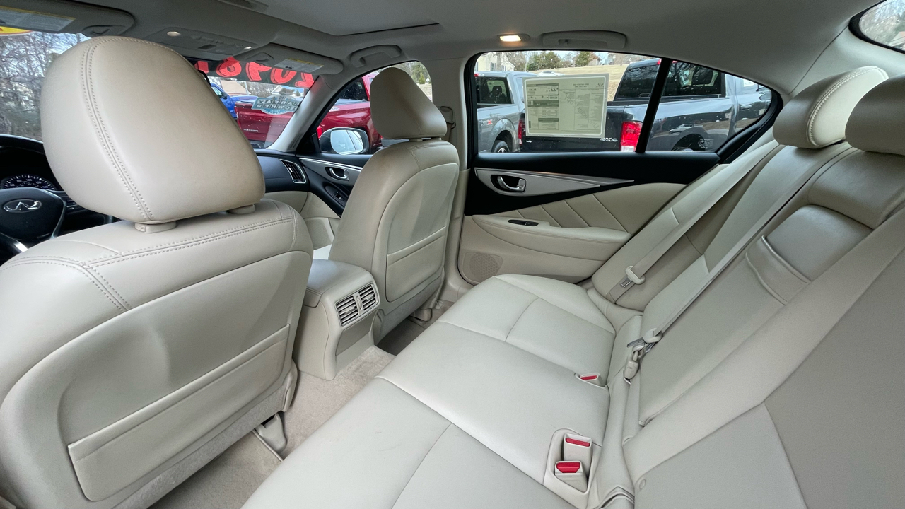 Infiniti Q50 3.0t LUXE AWD 2019