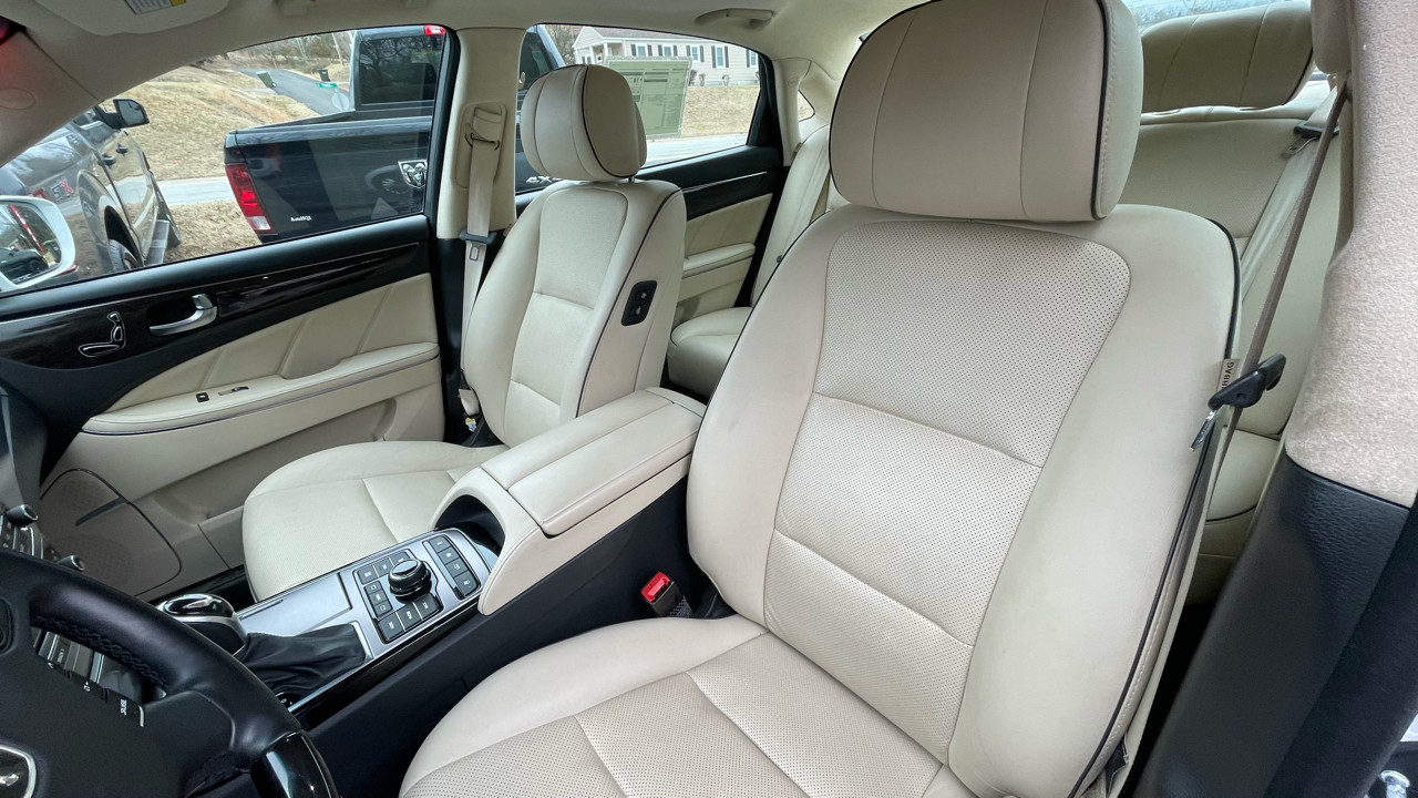 Hyundai Equus Signature 2014