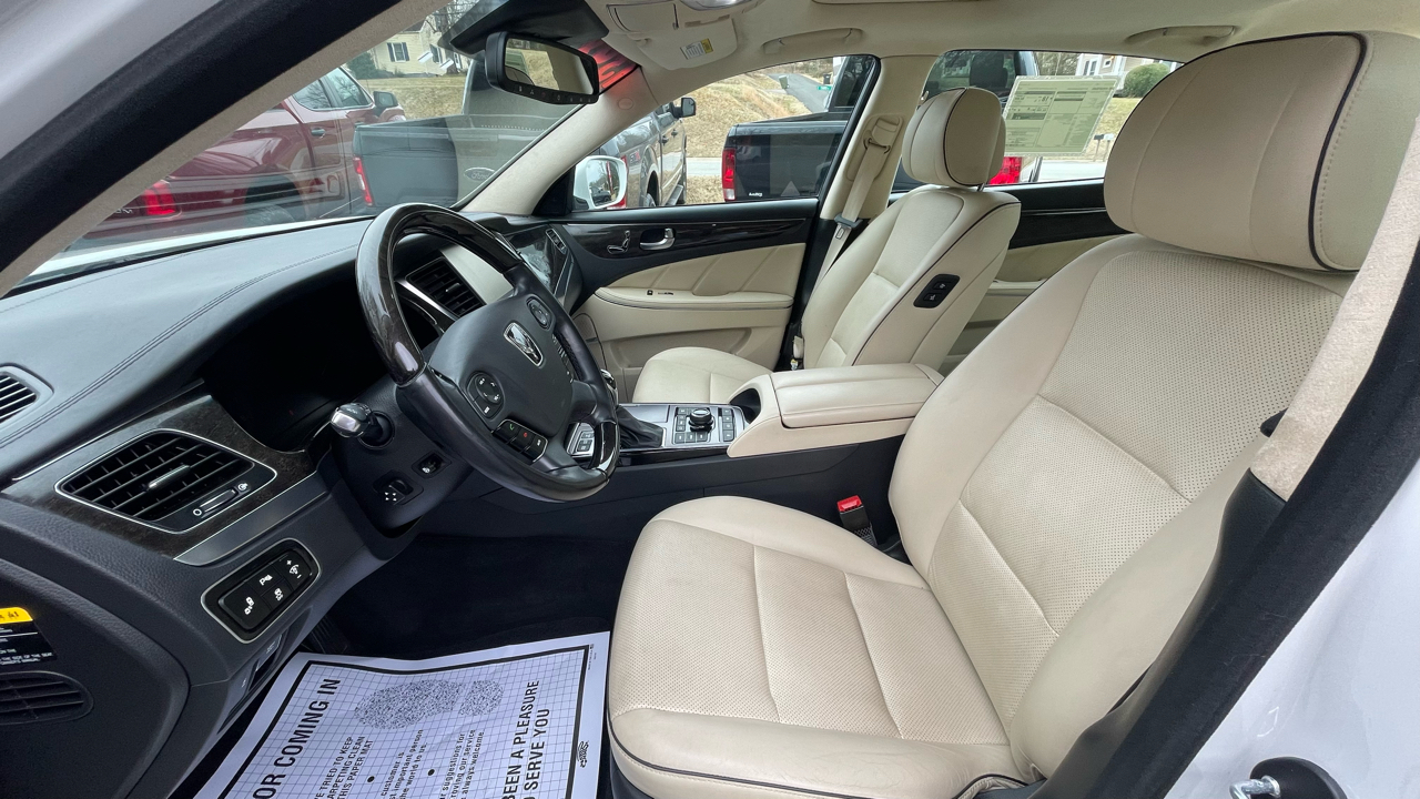 Hyundai Equus Signature 2014