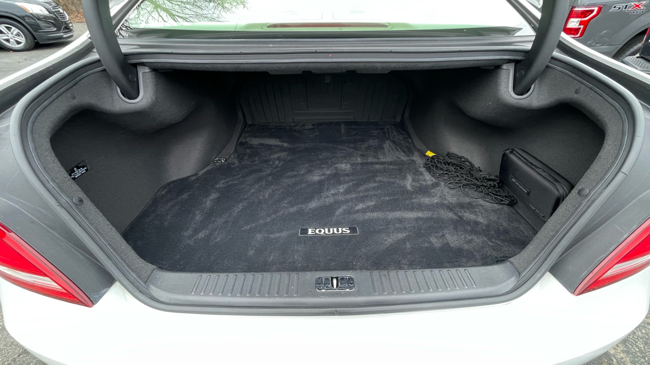 Hyundai Equus Signature 2014