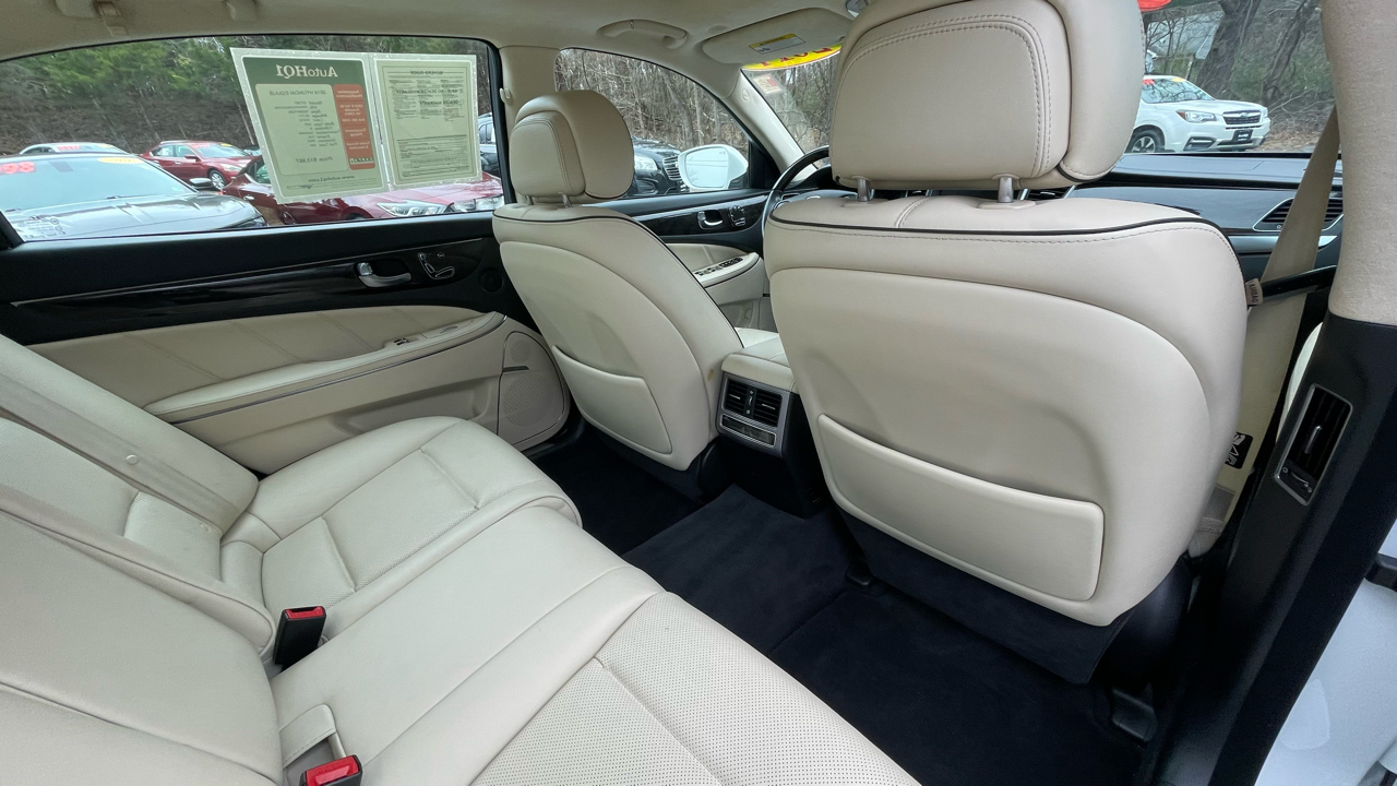 Hyundai Equus Signature 2014