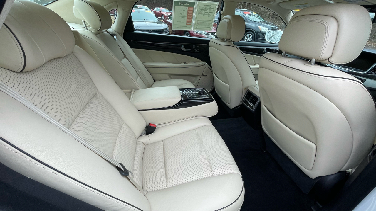 Hyundai Equus Signature 2014