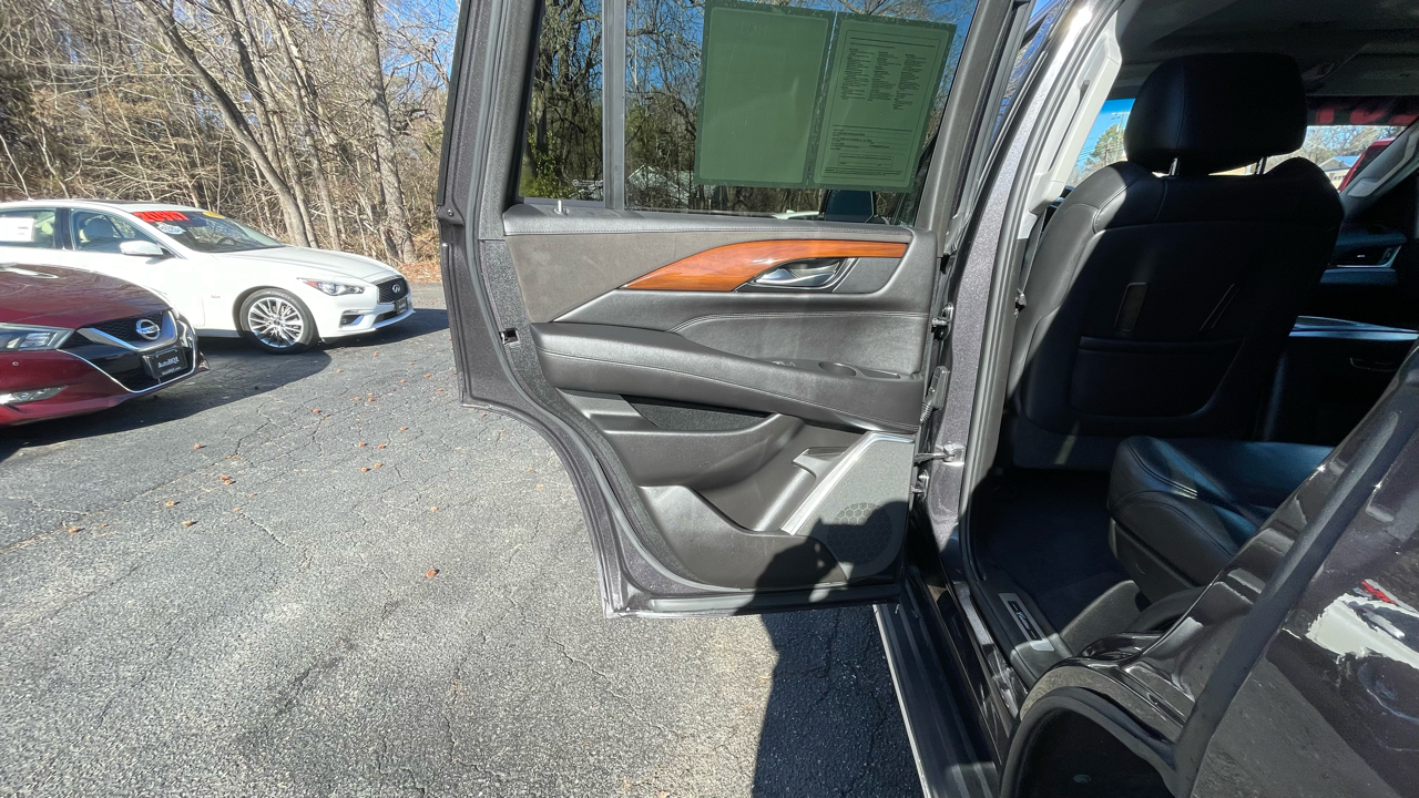 Cadillac Escalade Luxury 4WD 2018