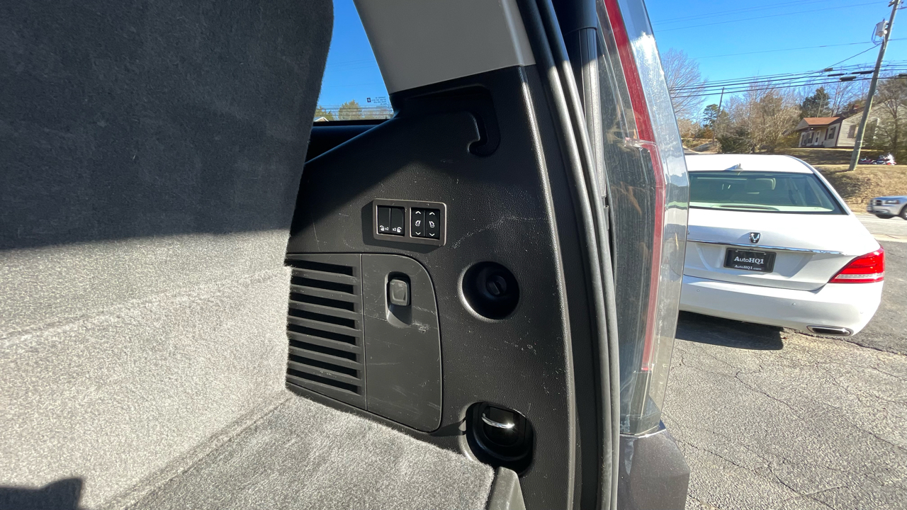 Cadillac Escalade Luxury 4WD 2018