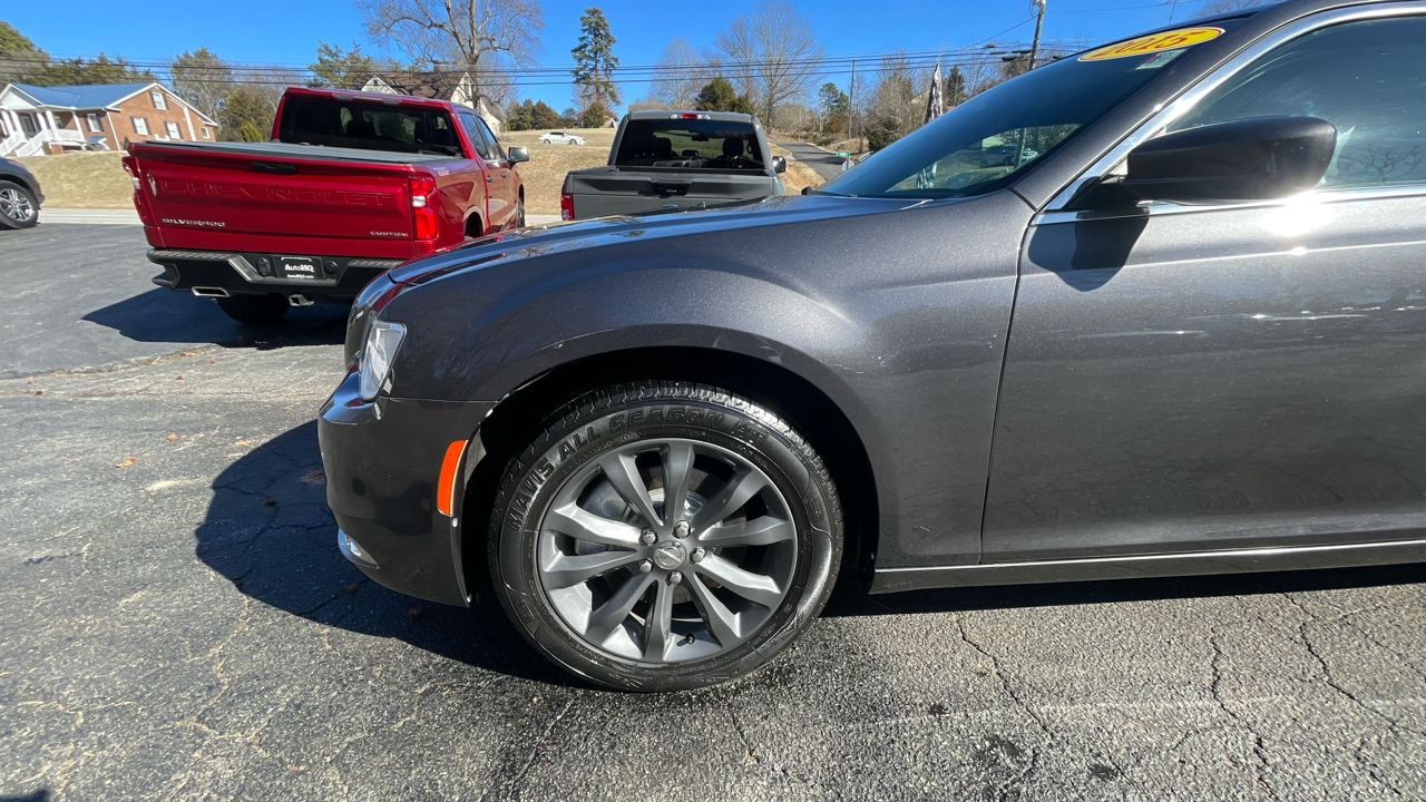 Chrysler 300 Limited AWD 2015