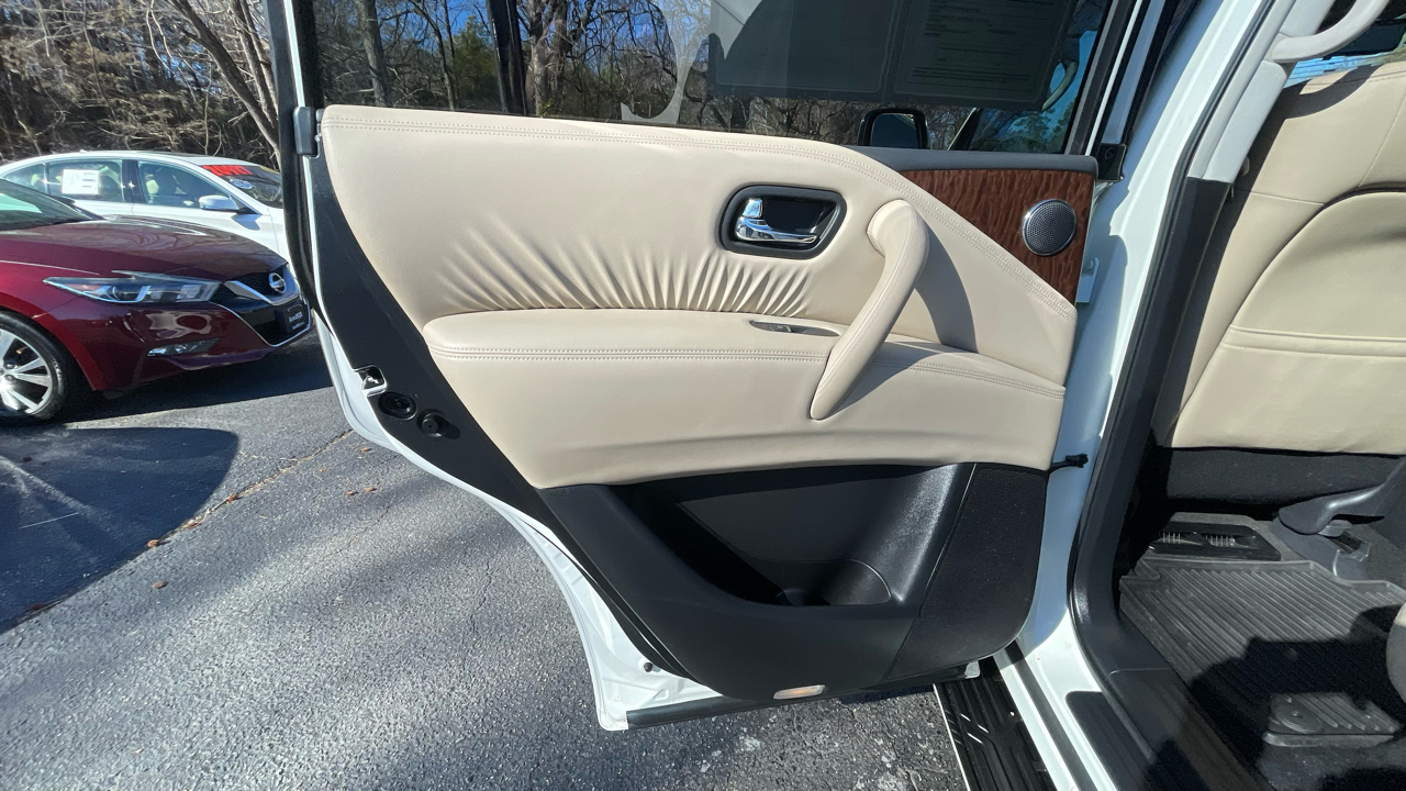 Nissan Armada Platinum AWD 2019