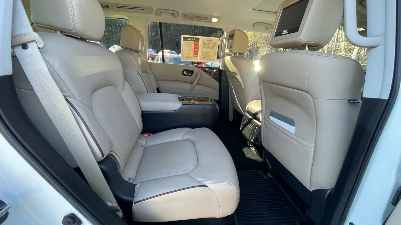 Nissan Armada Platinum AWD 2019