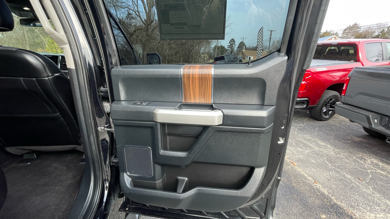 Ford F-150 Lariat SuperCrew 5.5-ft. Bed 4WD 2016