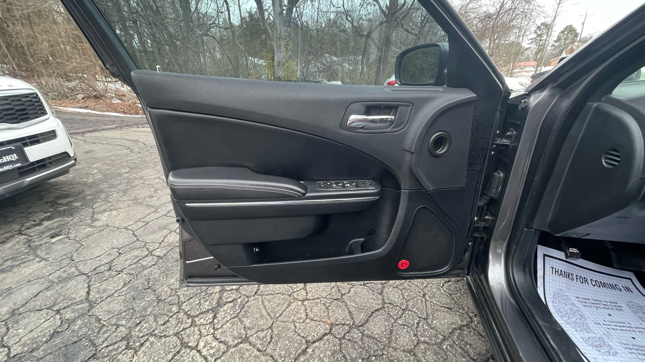 Dodge Charger SXT 2013