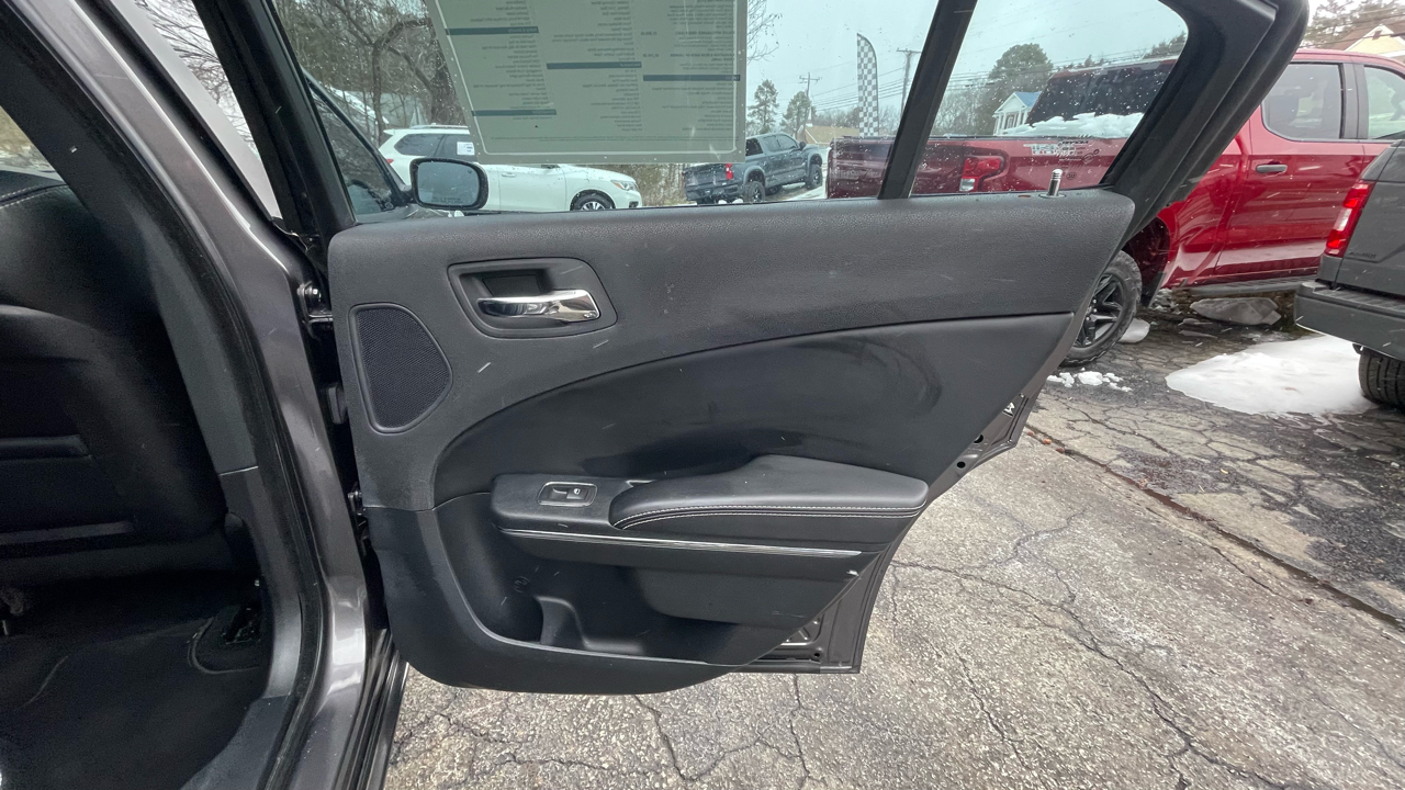 Dodge Charger SXT 2013