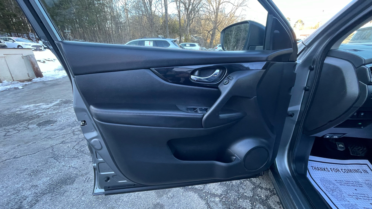 Nissan Rogue Sport SV 2019