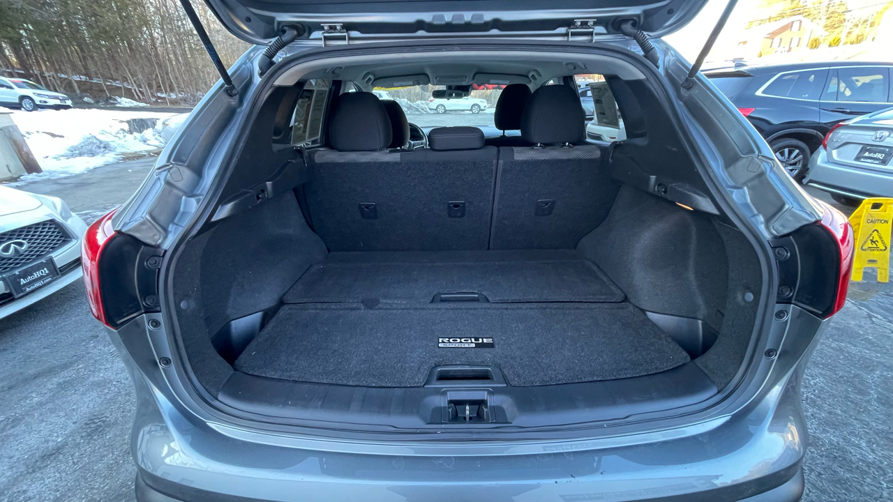 Nissan Rogue Sport SV 2019