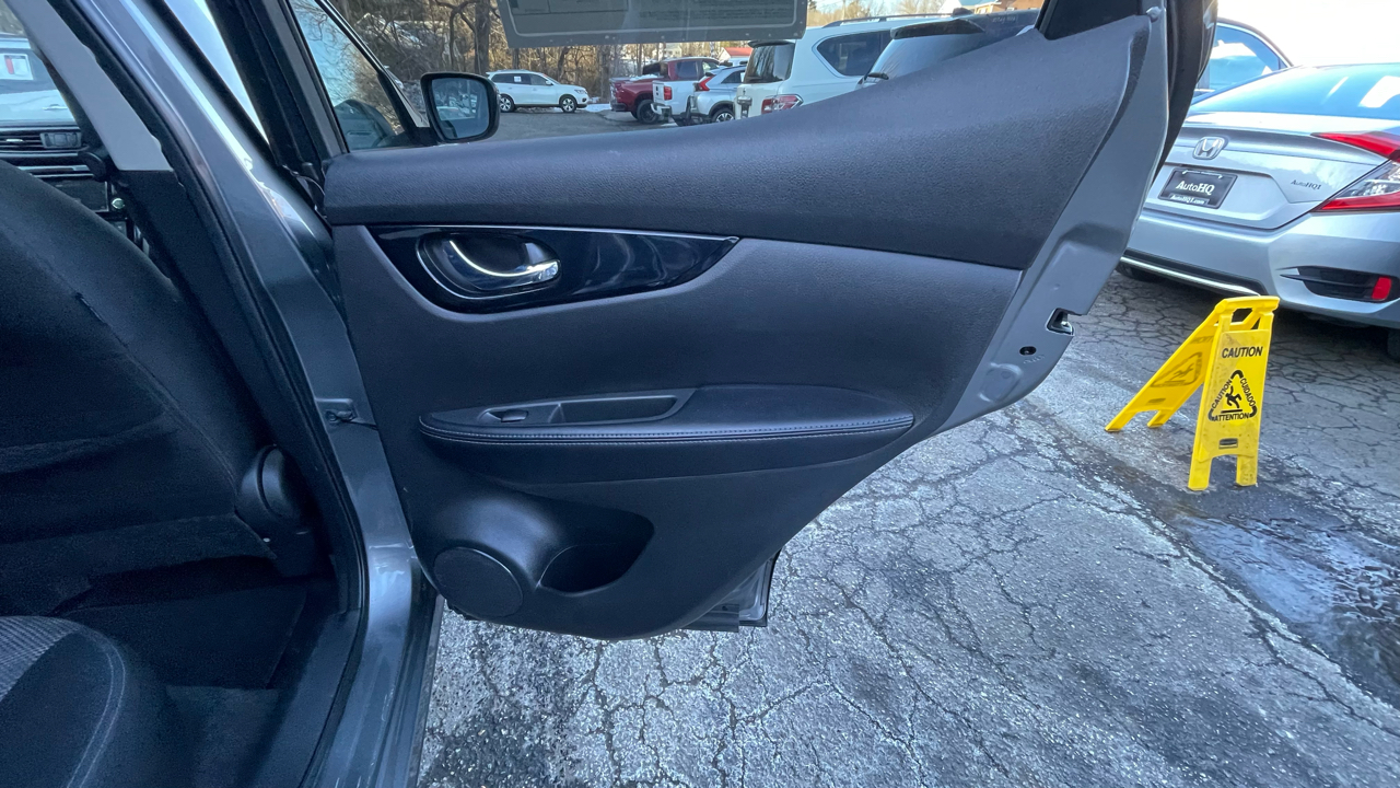 Nissan Rogue Sport SV 2019