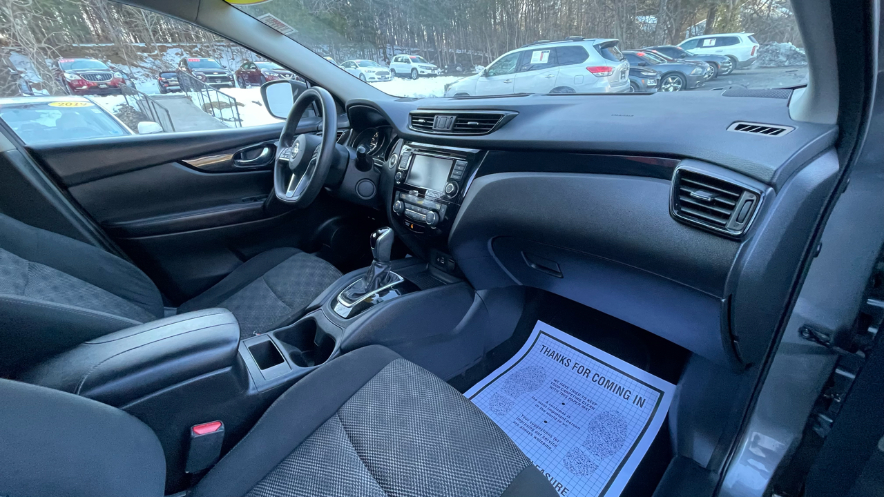 Nissan Rogue Sport SV 2019