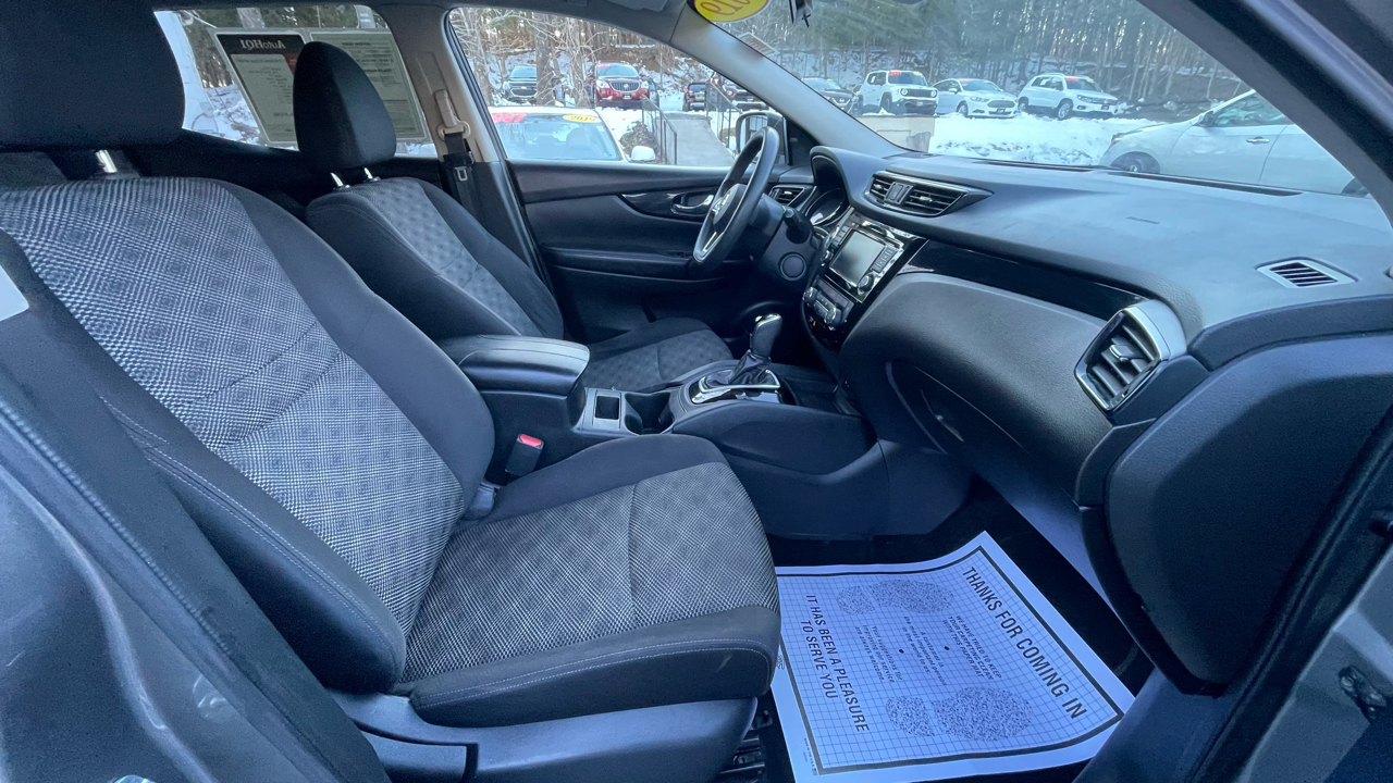 Nissan Rogue Sport SV 2019