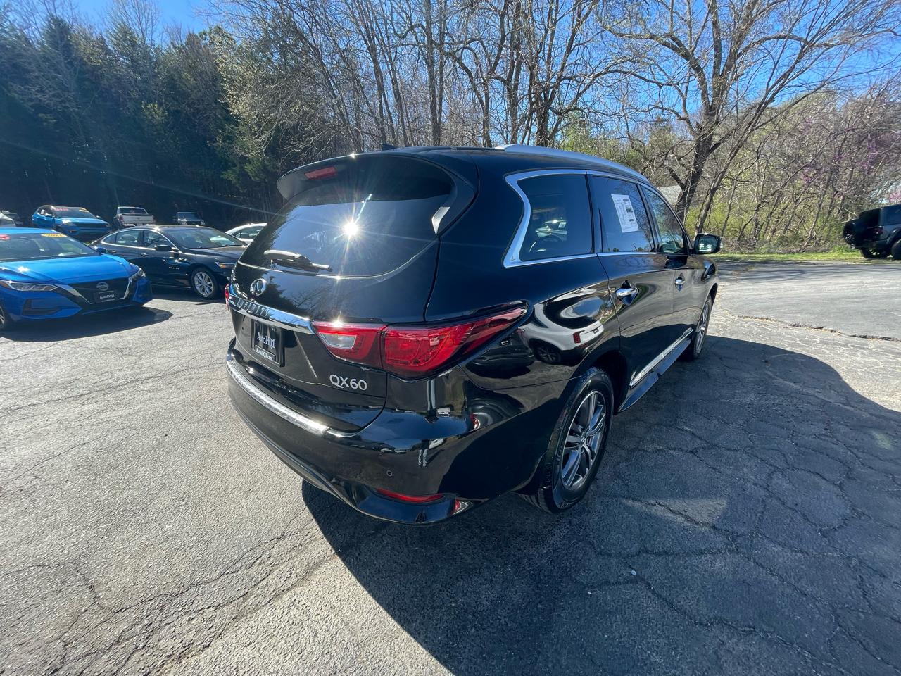 Infiniti QX60 Base AWD 2017