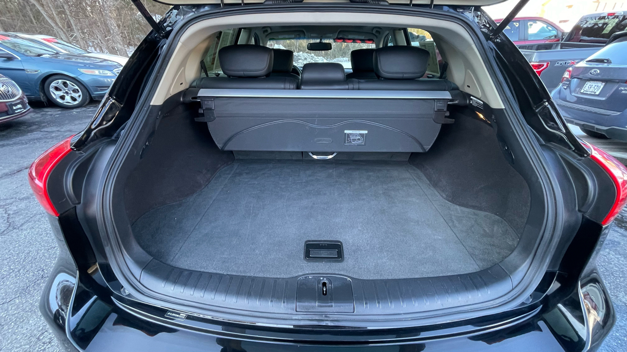 Infiniti QX50 Base AWD 2017