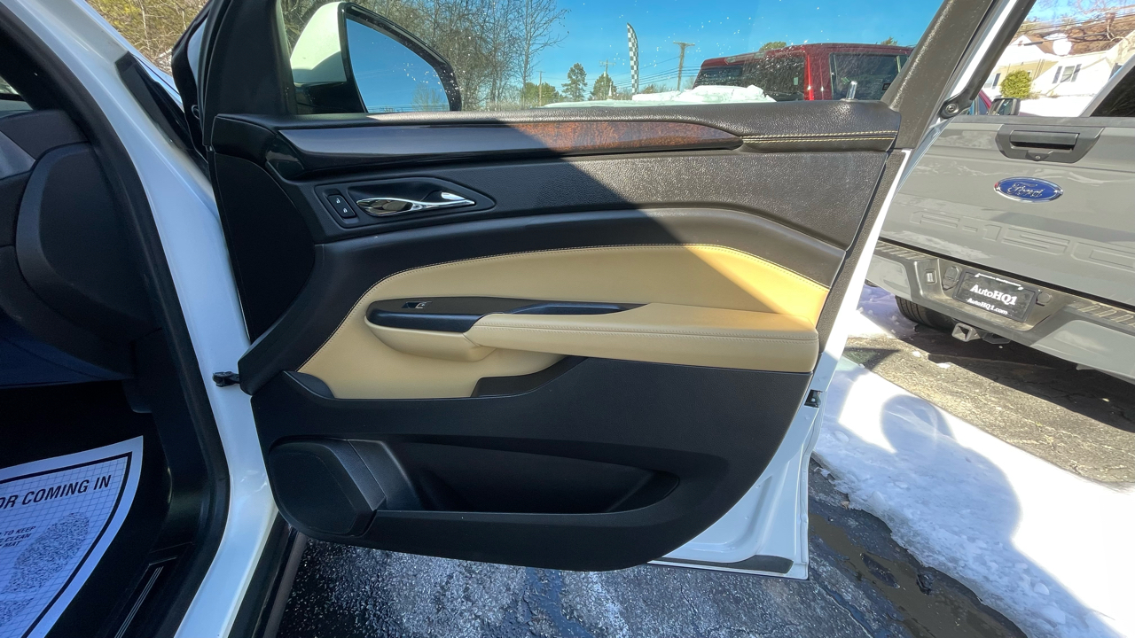 Cadillac SRX Luxury Collection FWD 2014