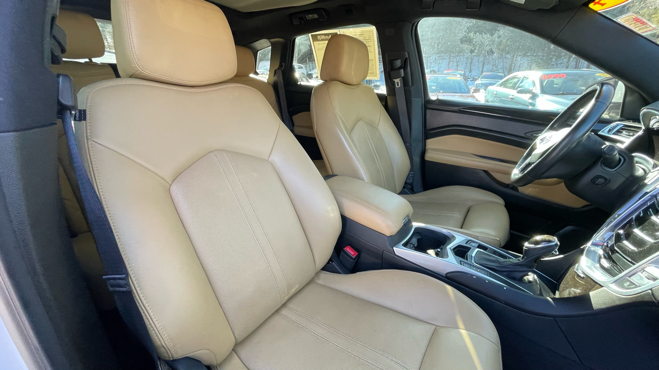 Cadillac SRX Luxury Collection FWD 2014