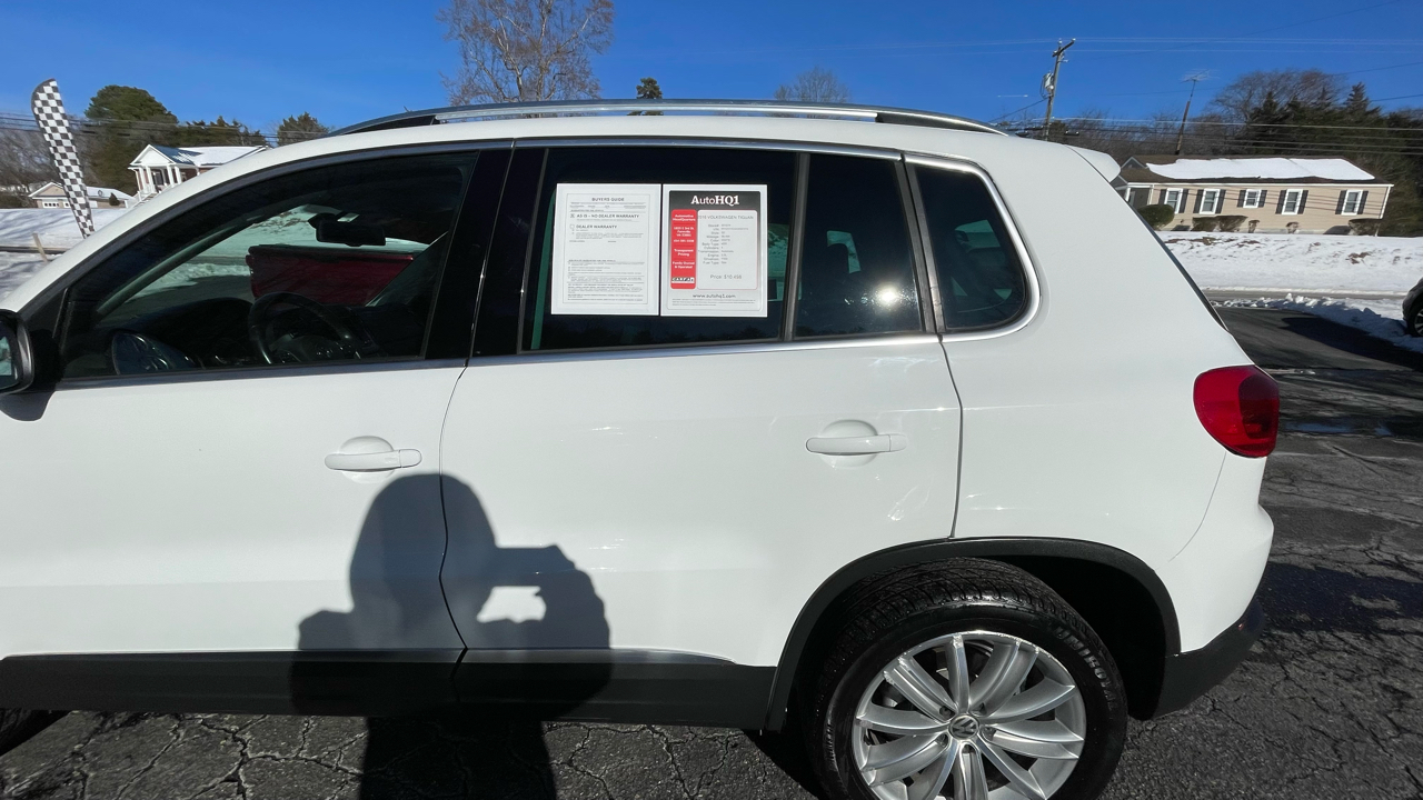 Volkswagen Tiguan SE 2016