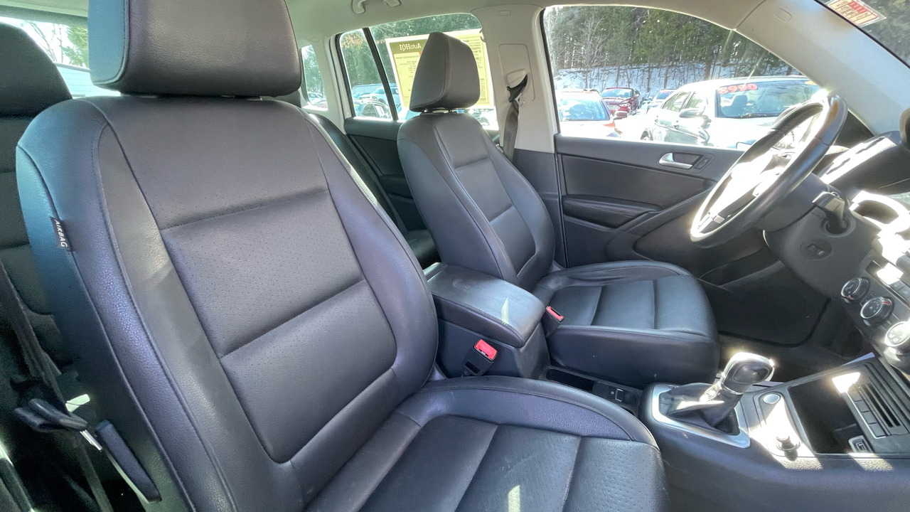 Volkswagen Tiguan SE 2016