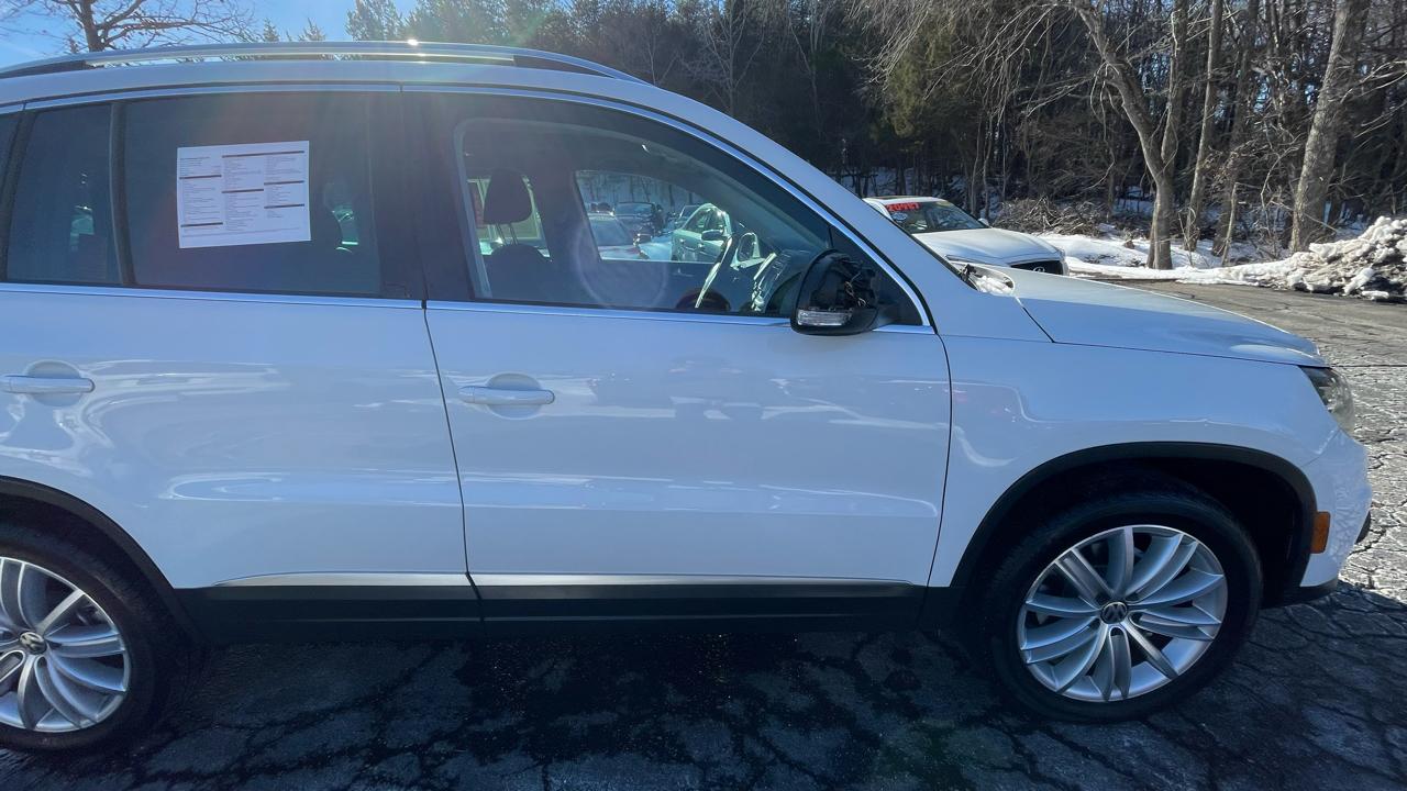 Volkswagen Tiguan SE 2016