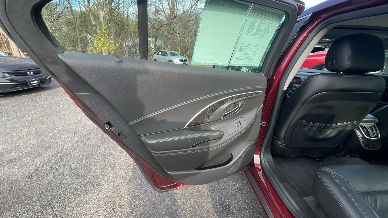 Buick LaCrosse Leather Package 2016