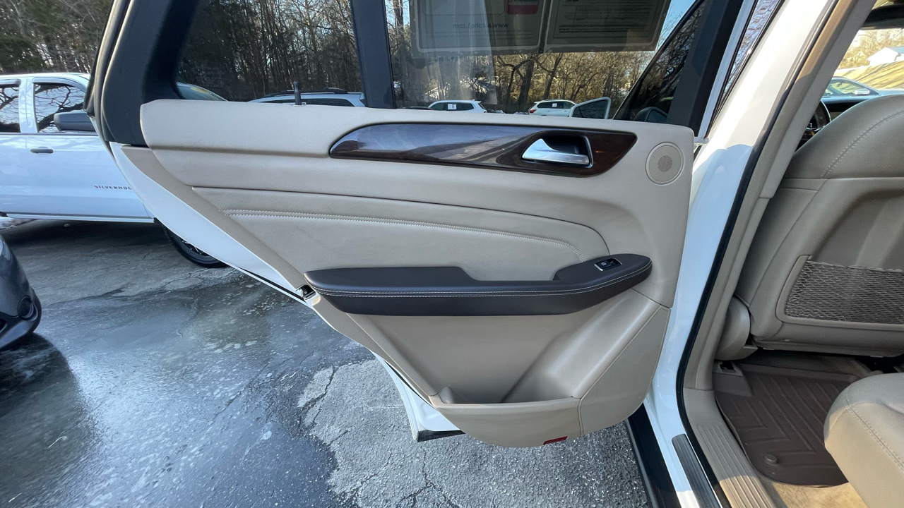 Mercedes-Benz M-Class ML350 4MATIC 2014