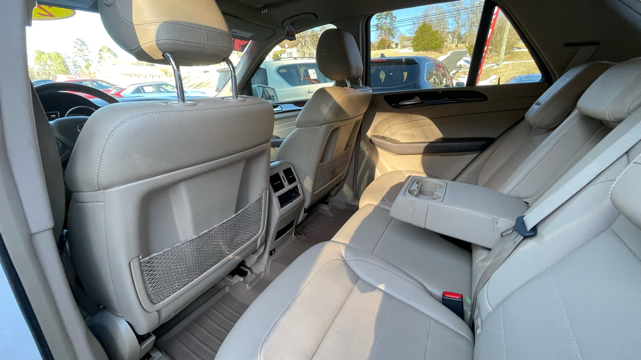 Mercedes-Benz M-Class ML350 4MATIC 2014