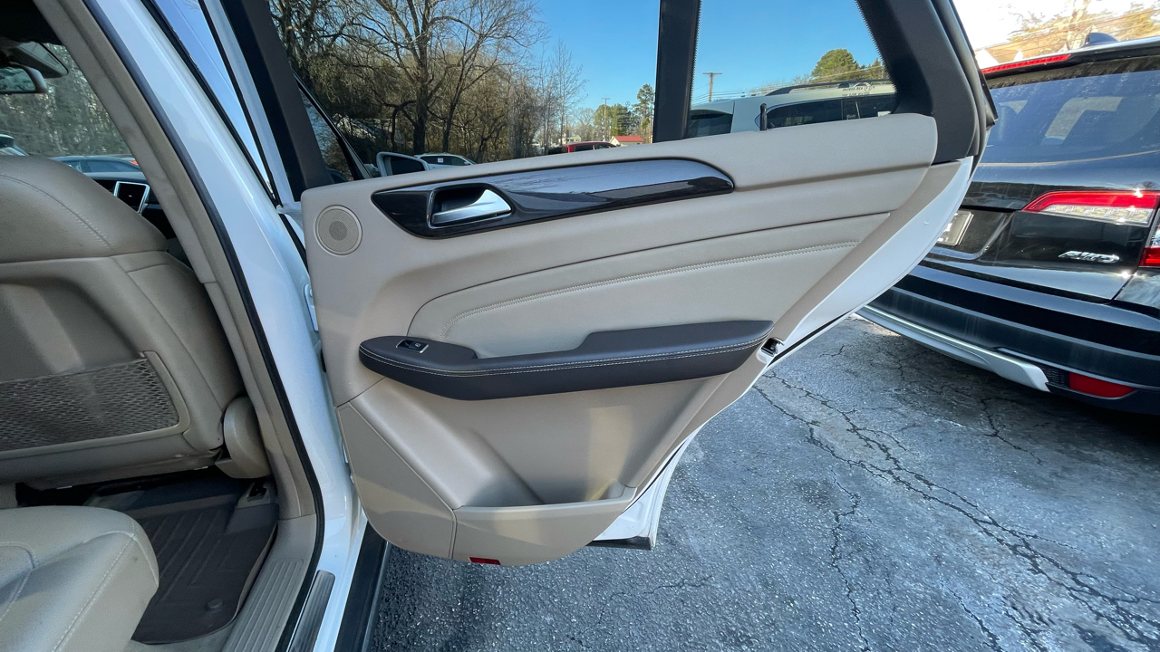 Mercedes-Benz M-Class ML350 4MATIC 2014