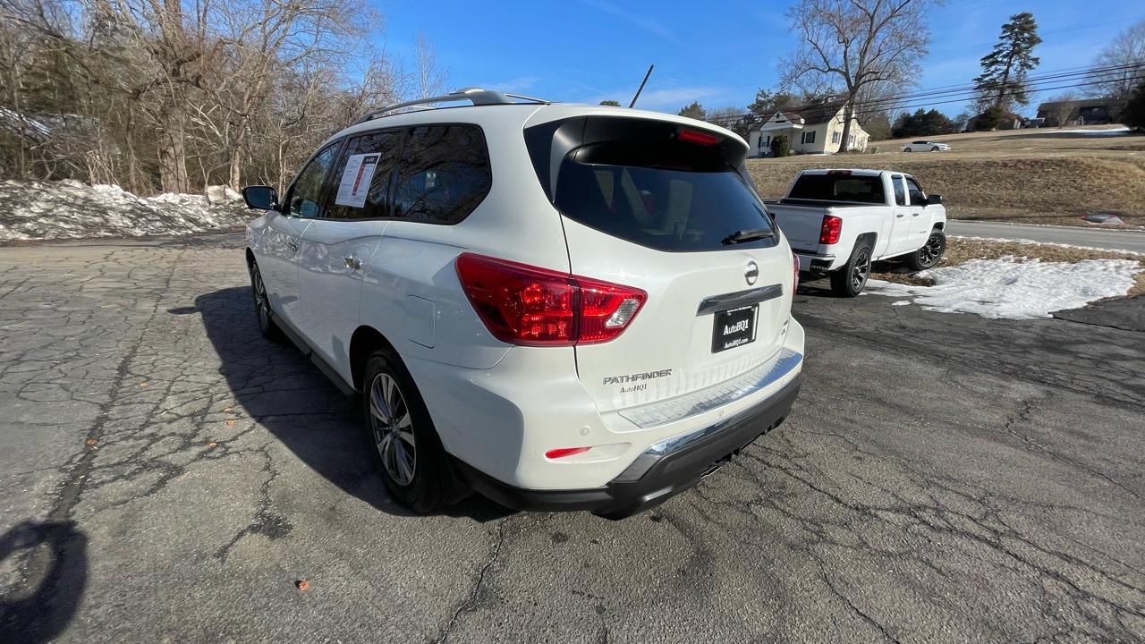 Nissan Pathfinder SL 4WD 2017